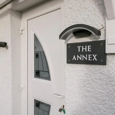 The Annex Tatil Evi